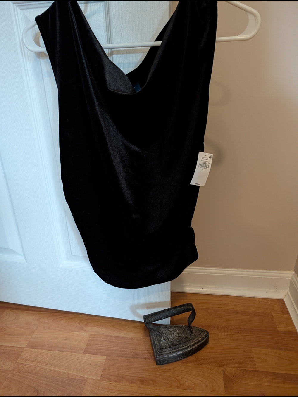 Old Navy Black Satin-Look Sleeveless Top